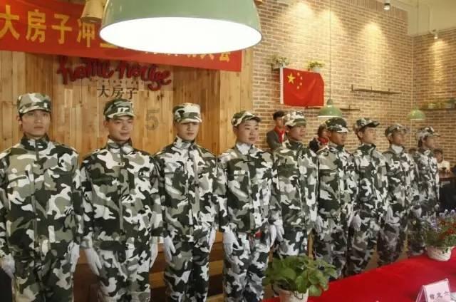 叠方块消消看